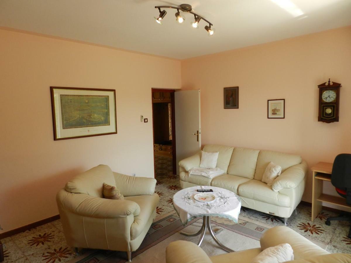 Antonio Apartment Rovinj Exterior photo